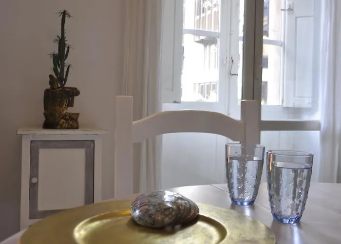 Daire New Romantic Cagliari